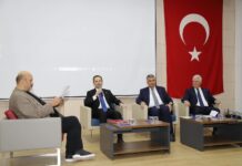 PAYASLI GENÇLERİN KARİYER PROGRAMLARINA REHBER OLDULAR