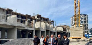 KAYMAKAM MUHAMMET ÖNDER TOKİ’NİN İNŞAAT ÇALIŞMALARINI YERİNDE İNCELİYOR