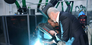 İSTE KAYNAKÇILIK MÜKEMMELİYET MERKEZİ HARIL HARIL ÇALIŞIYOR