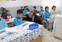 EMNİYET MÜDÜRÜ NEVZAT GÜNEŞ MİNİKLERLE GÜÇLÜ İLETİŞİM KURUYOR