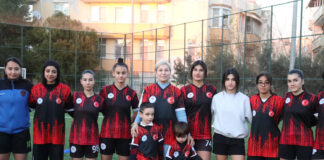 KADIN FUTBOL TAKIMINA SEVGİ ALPAYDIN ABLALARINDAN DESTEK ZİYARETİ