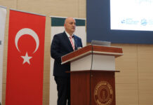 İSDEMİR GENEL MÜDÜRÜ AYHAN AKIN ‘KARİYER YOL HARİTASI’NDA GENÇLERE İLHAM OLDU