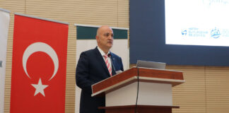 İSDEMİR GENEL MÜDÜRÜ AYHAN AKIN ‘KARİYER YOL HARİTASI’NDA GENÇLERE İLHAM OLDU