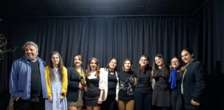 EPİK SANAT TİYATROSU’NUN ‘NAZIM’ OYUNU BÜYÜK BEĞENİ TOPLADI