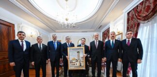 ADALET BAKANI AKIN GÜRLEK’E HAYIRLI OLSUN ZİYARETİ