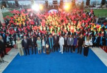 YÜKSELİŞ KOLEJİ’NDE MEZUNİYET ŞÖLENİ ‘ŞİİR’ TADINDA