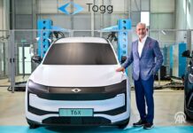 FUAT TOSYALI, TOGG’UN EKONOMİK YENİ MODELİ T6X’İ TANITTI